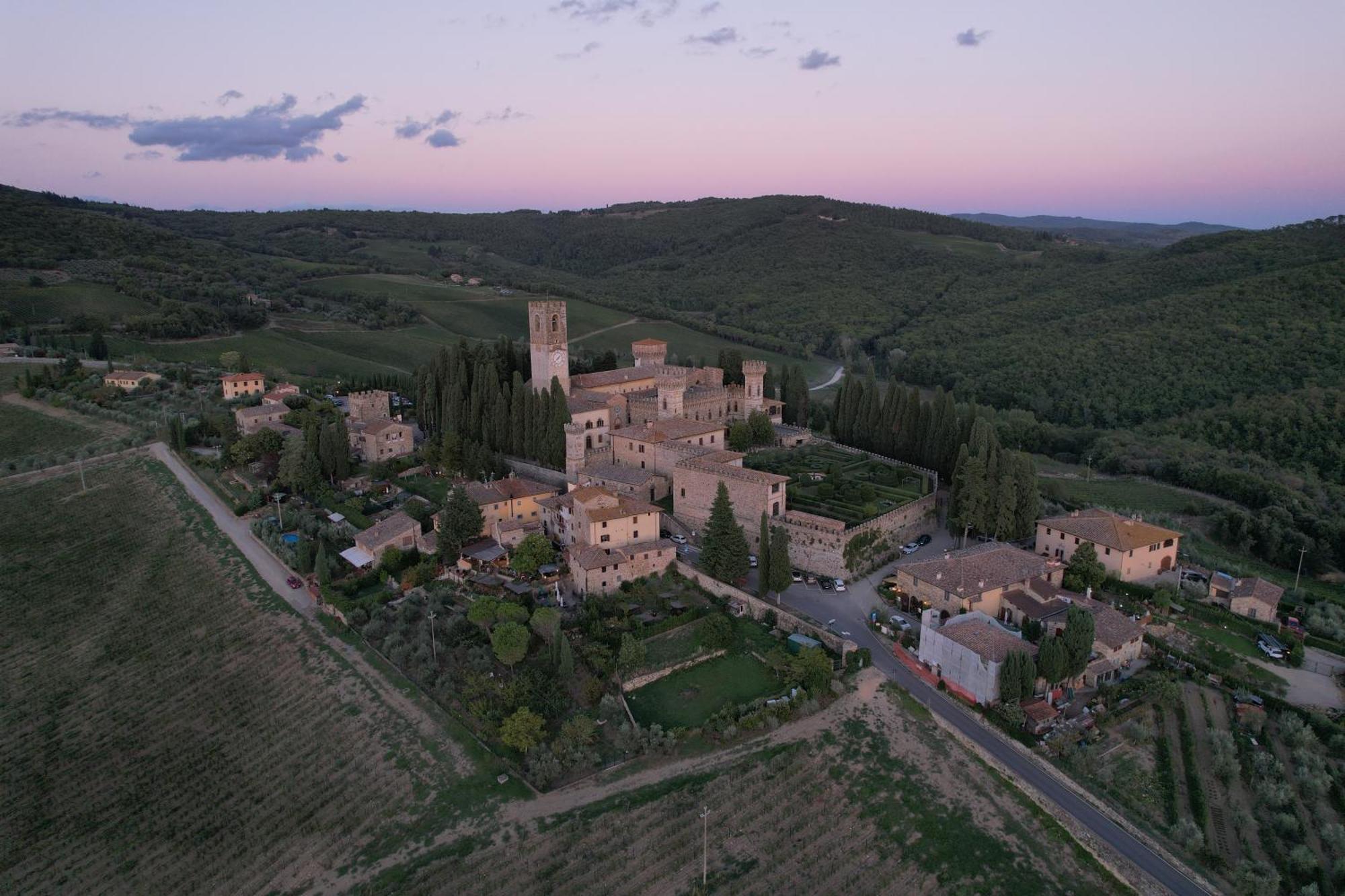 Apartamento Casa Del Viandante Romea Del Chianti - Badia A Passignano Exterior foto